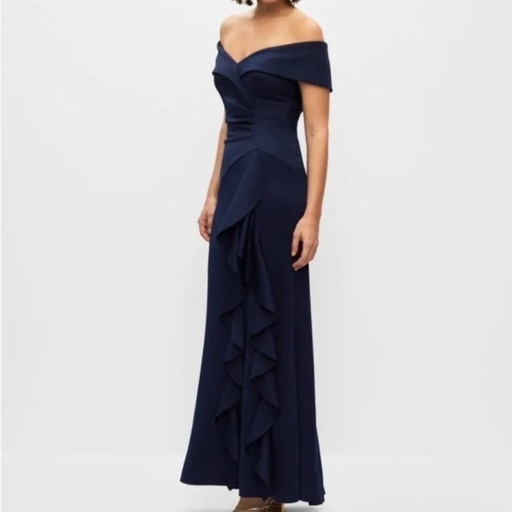 Xscape Off Shoulder Evening Gown Navy Blue Ruffle Ruched Size 6